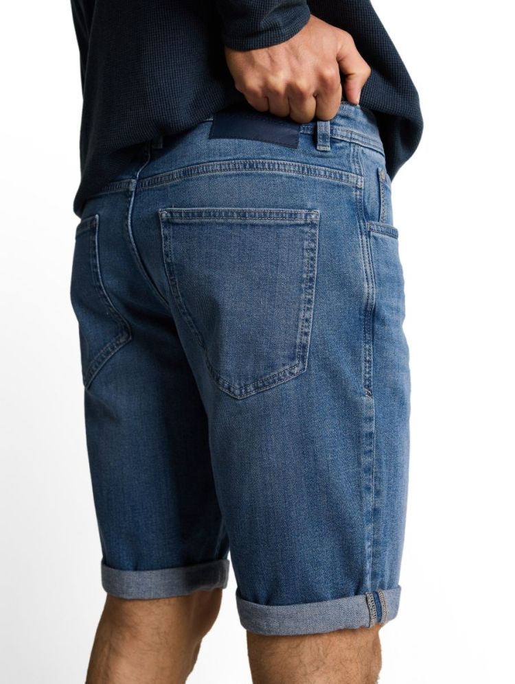 10152
