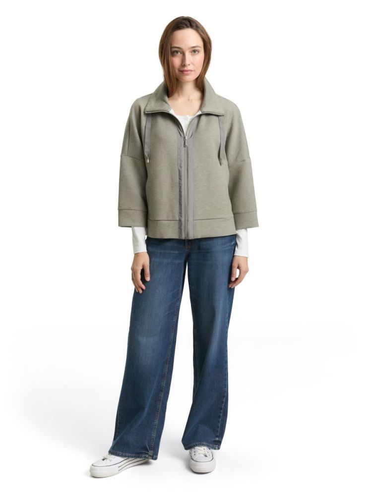  39070