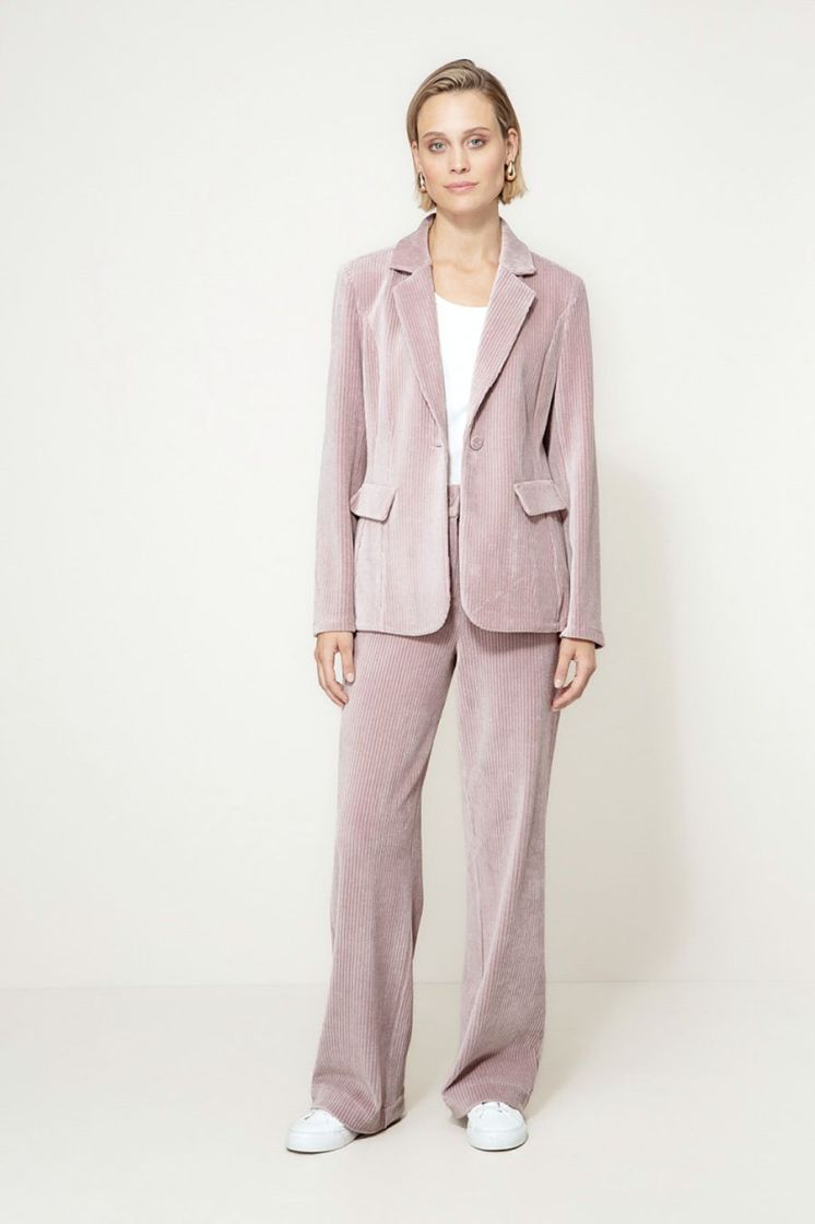  MAUVE