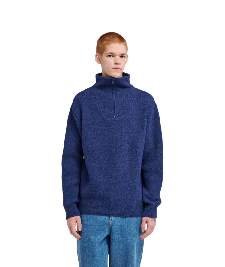 ZIPROLLNECK  BTA0