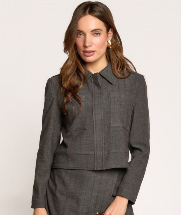  LUXURY GREY STR